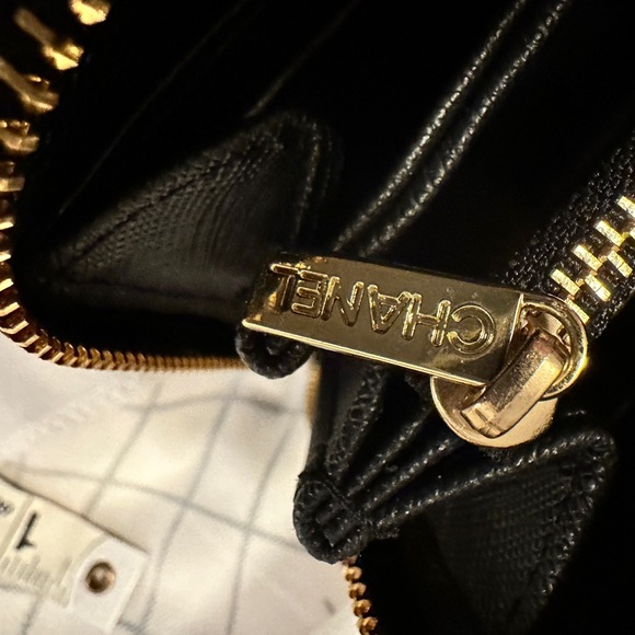 Black quilted wallet - Picture 7 of 7